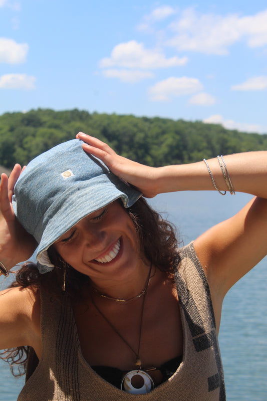 SHELLING BUCKET HAT