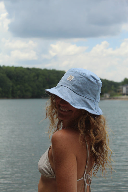 NO DIVING BUCKET HAT