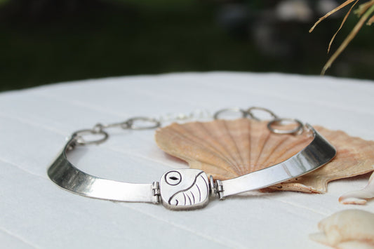 SILVERFISH NECKLACE