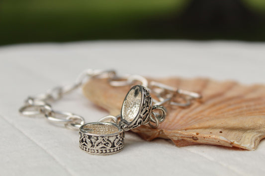 A LITTLE TREASURE BRACELET