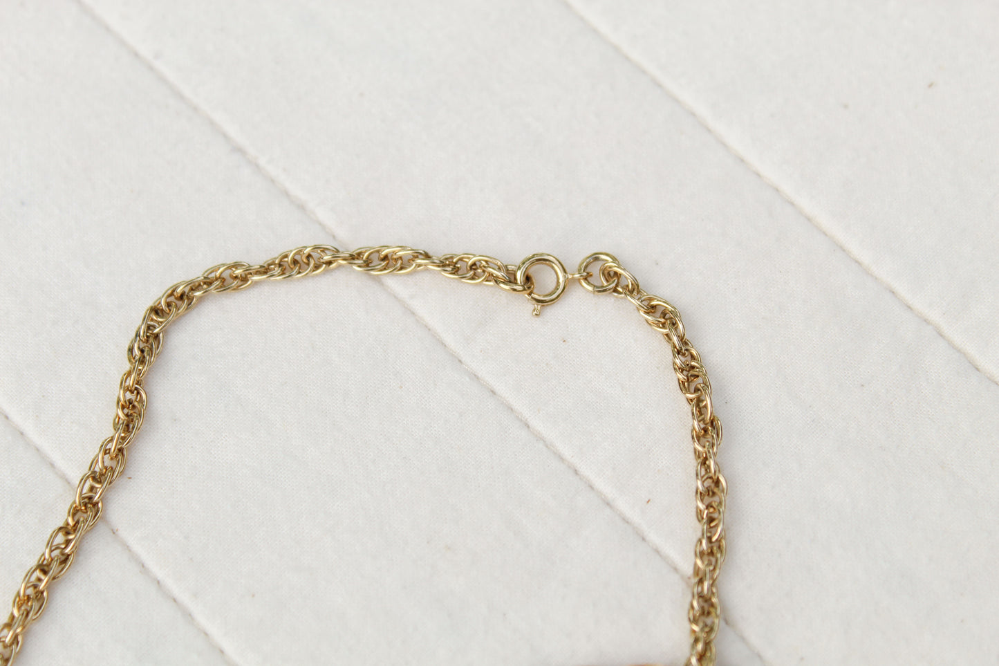 SICILY SIDE STREETS NECKLACE