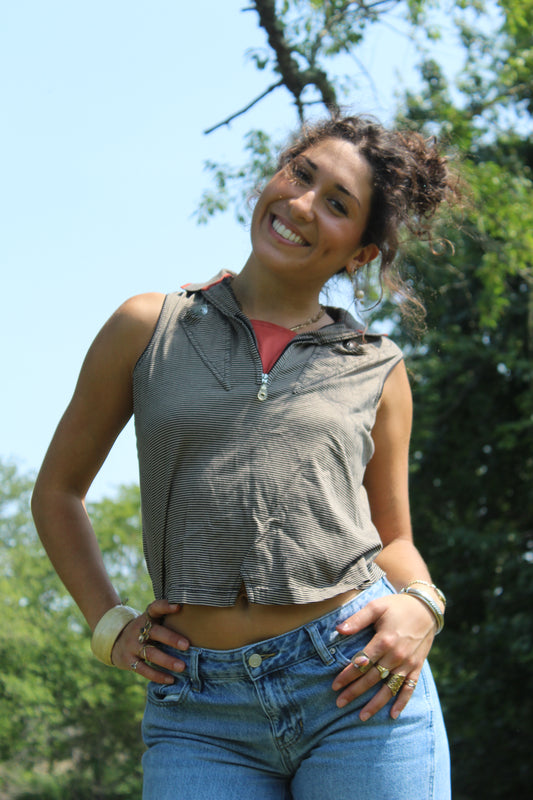 ZIP AND SNAP TOP
