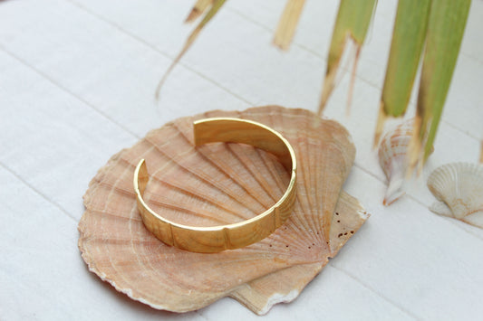 EVERYDAY GOLD BANGLE