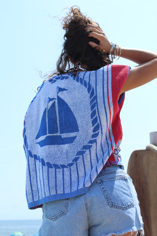 RED, WHITE, & BOAT TEE