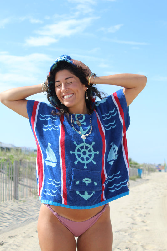 WAVE WATCHER TOWEL HOODIE