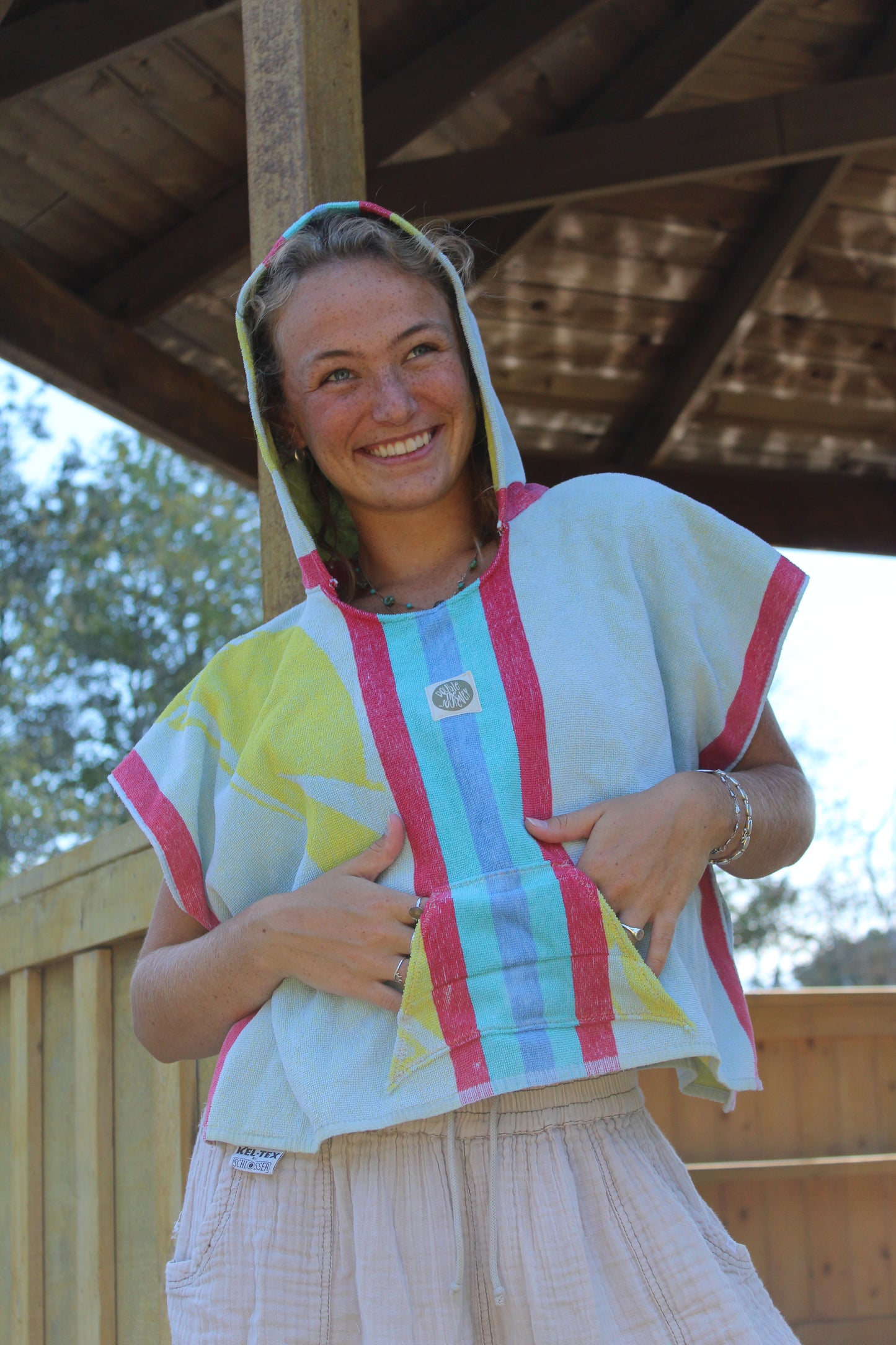 MALIBU COAST TOWEL HOODIE