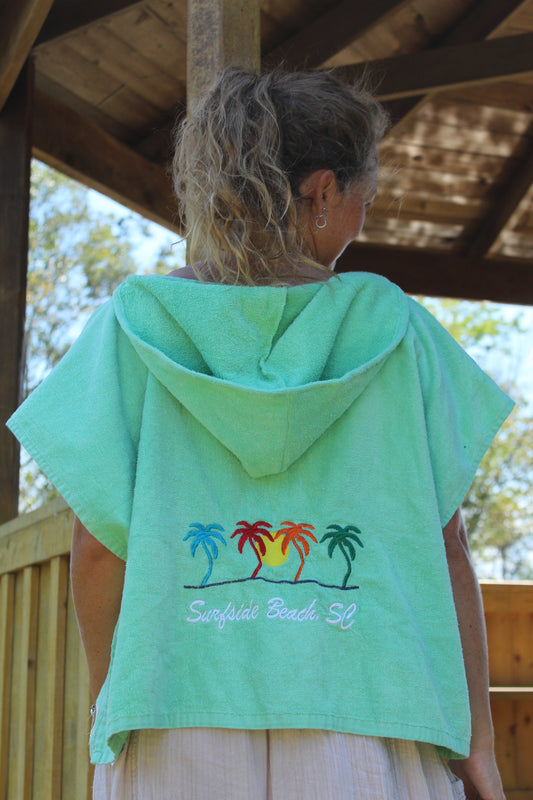 ISLAND LIFE HOODIE