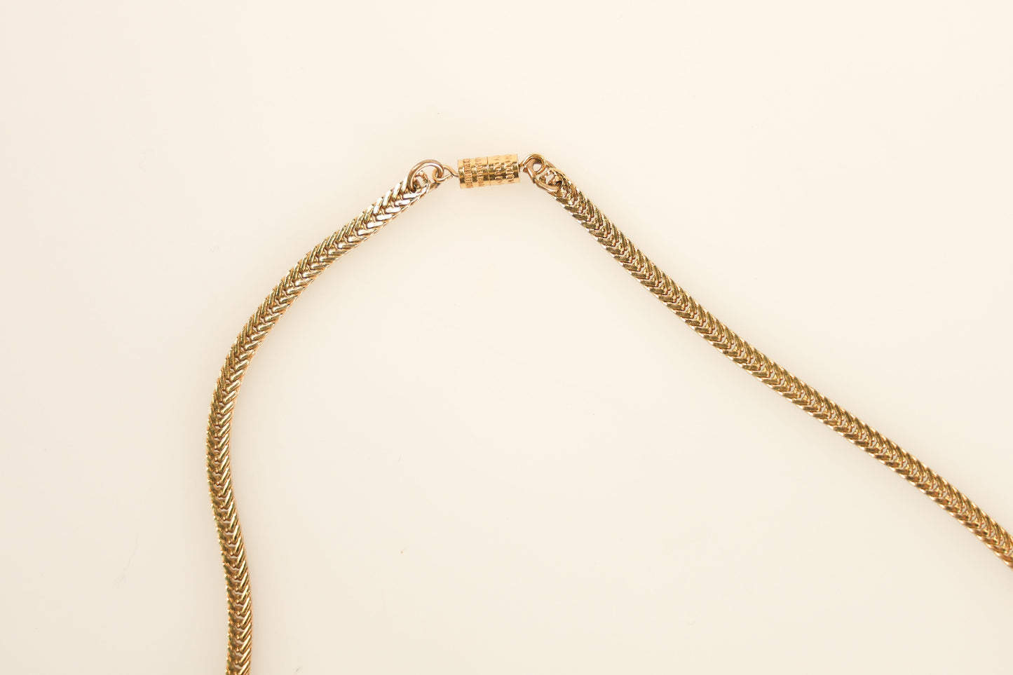 GOLDEN BLOOM NECKLACE