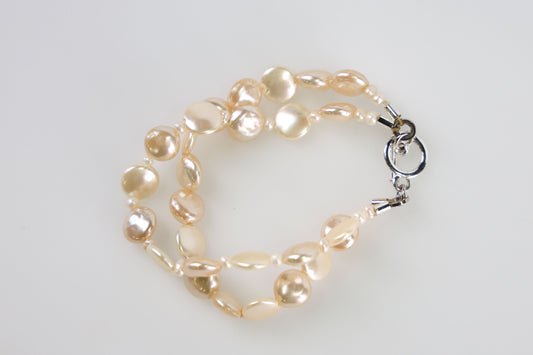 HOLY PEARL BRACELET