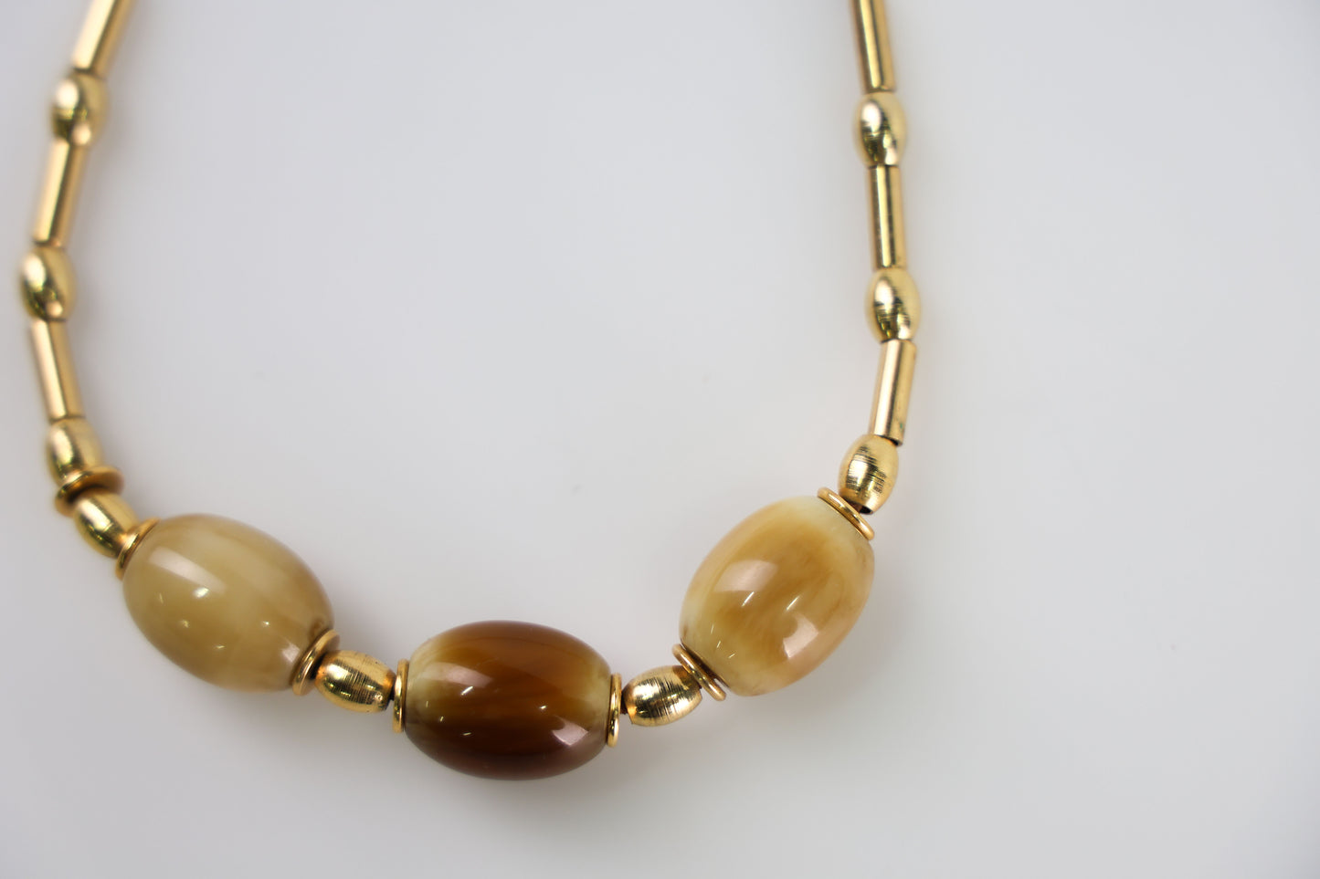 HONEY BEED NECKLACE