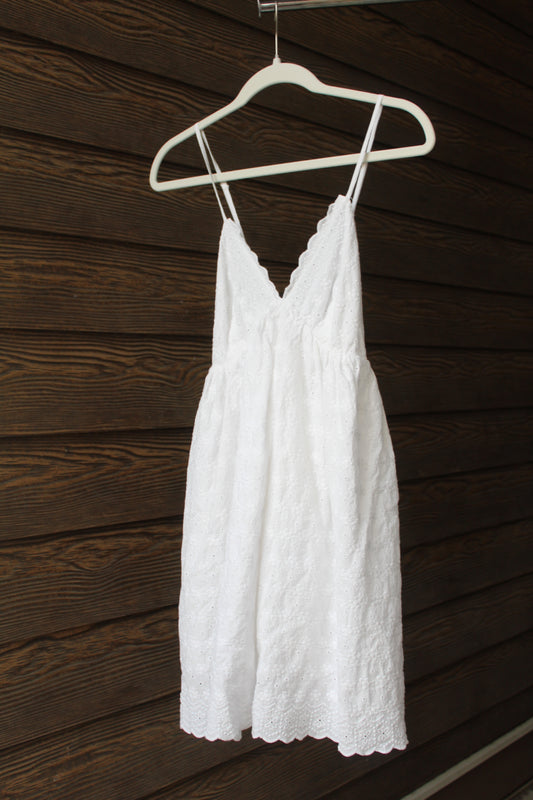 NEED A SPRING WHITE DRESS