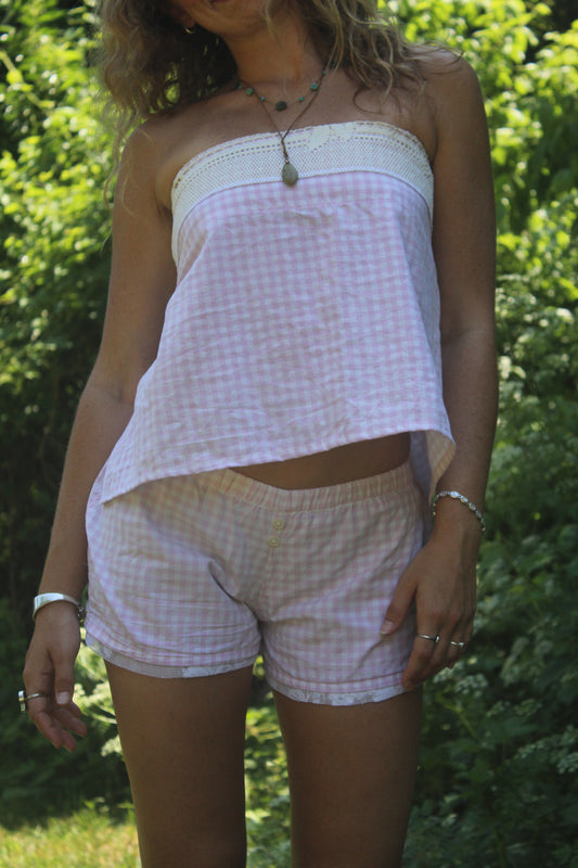 CHECKS MY BOXES SHORTS
