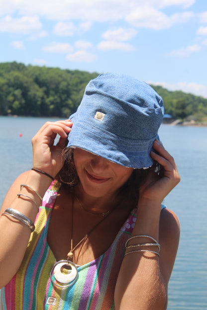 CLOUD 9 BUCKET HAT