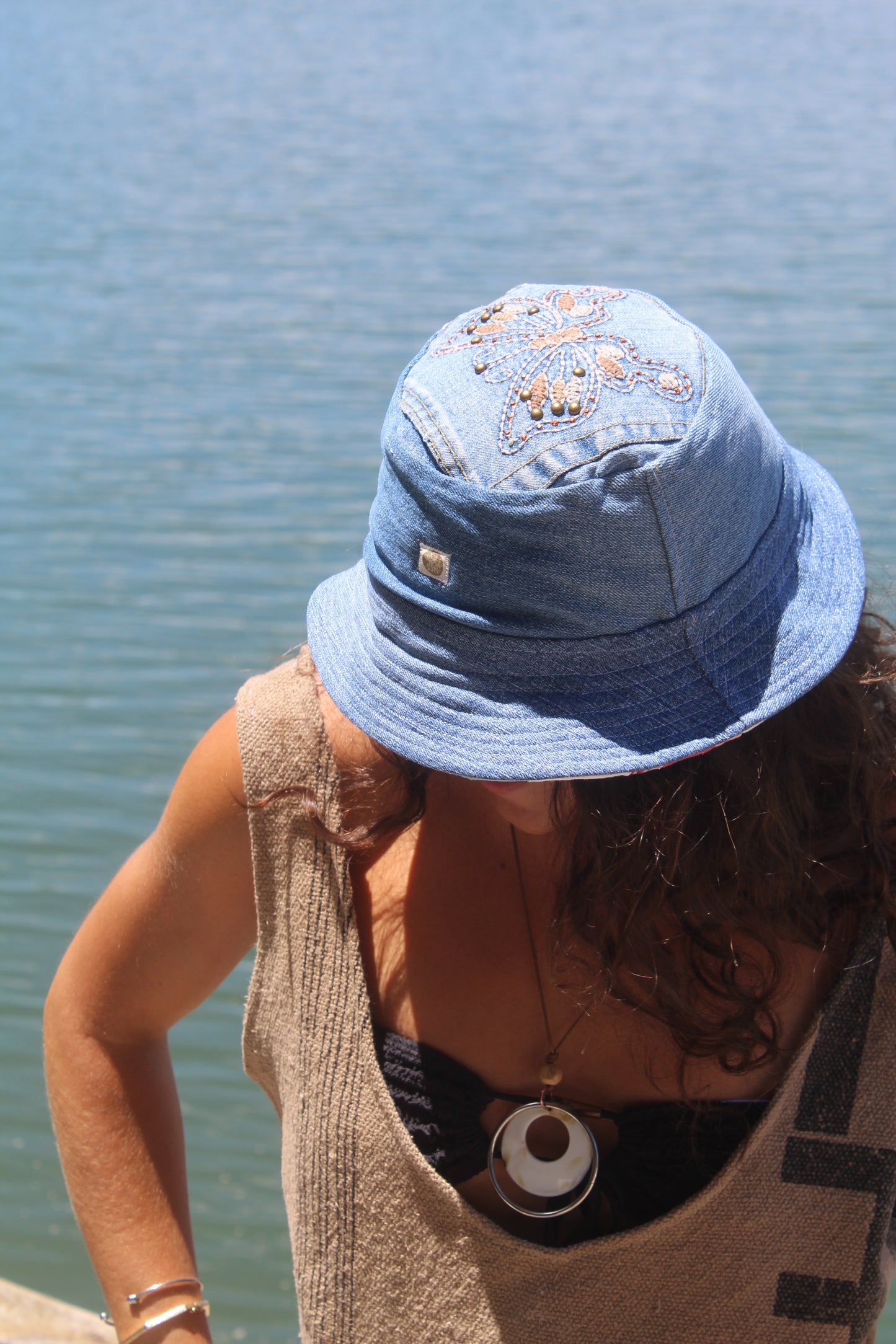 BUTTERFLY KISSES BUCKET HAT