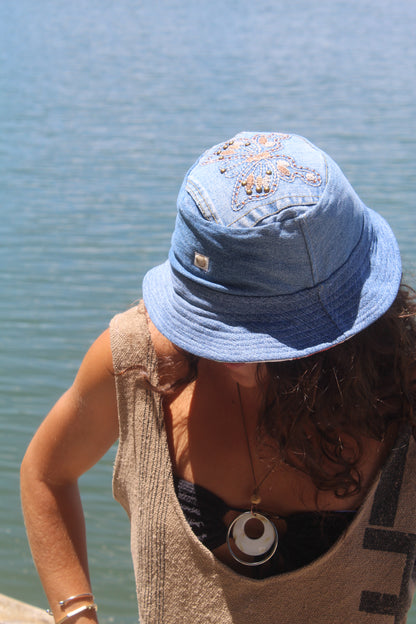 BUTTERFLY KISSES BUCKET HAT