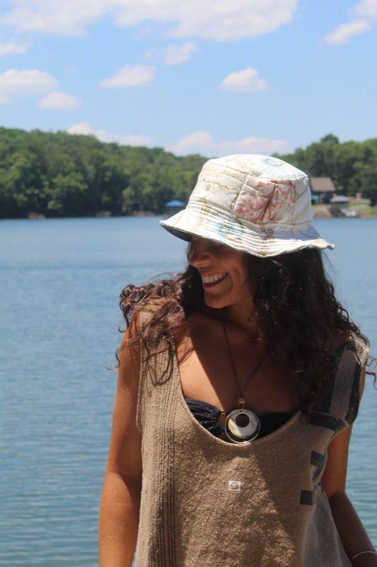 SHELLING BUCKET HAT