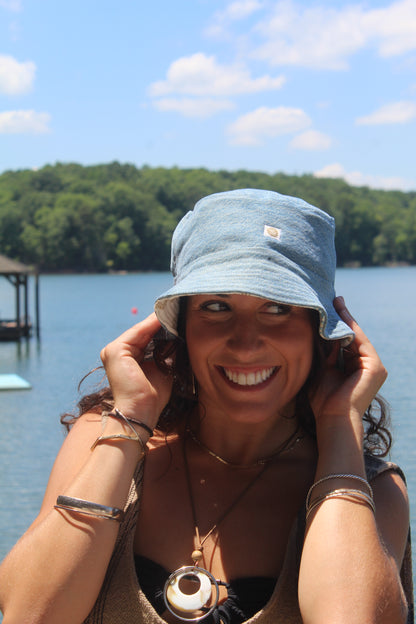 SHELLING BUCKET HAT