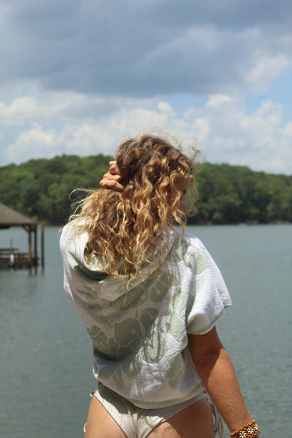 OCEAN EYES TOWEL HOODIE