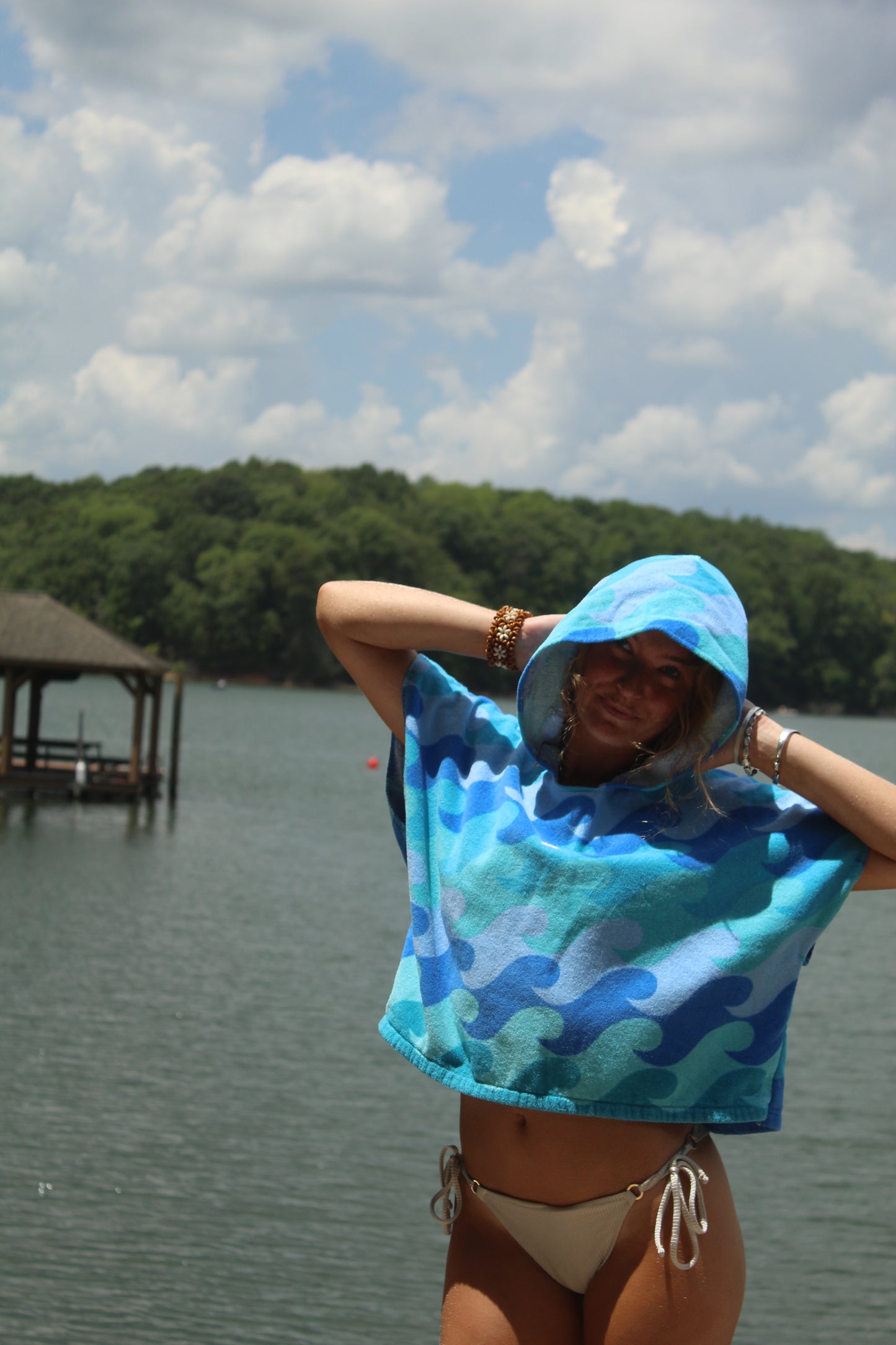 THE CURRENT TOWEL HOODIE