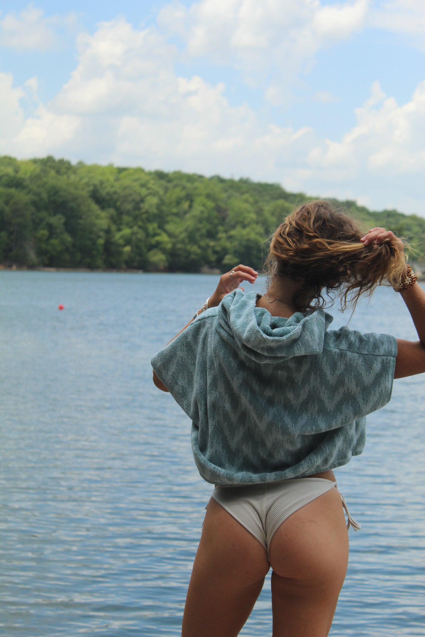 THE WAKE TOWEL HOODIE