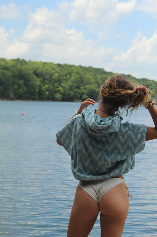 THE WAKE TOWEL HOODIE