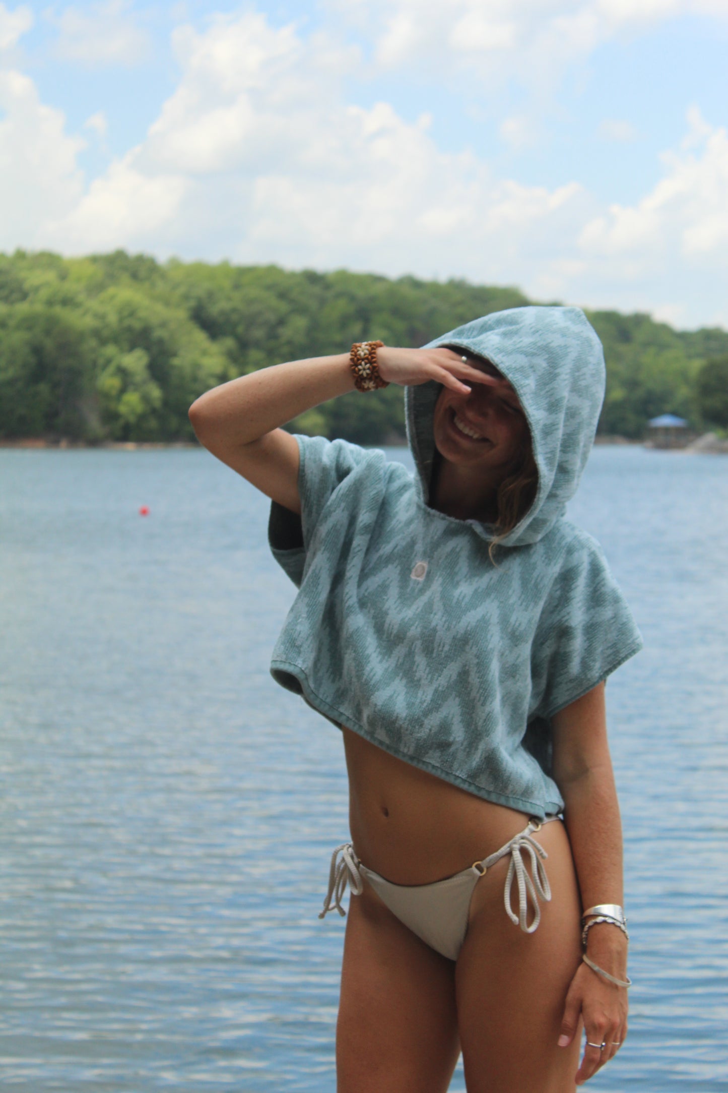 THE WAKE TOWEL HOODIE