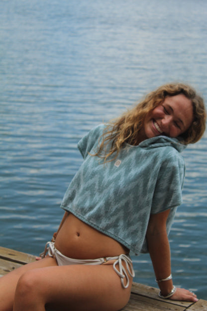 THE WAKE TOWEL HOODIE