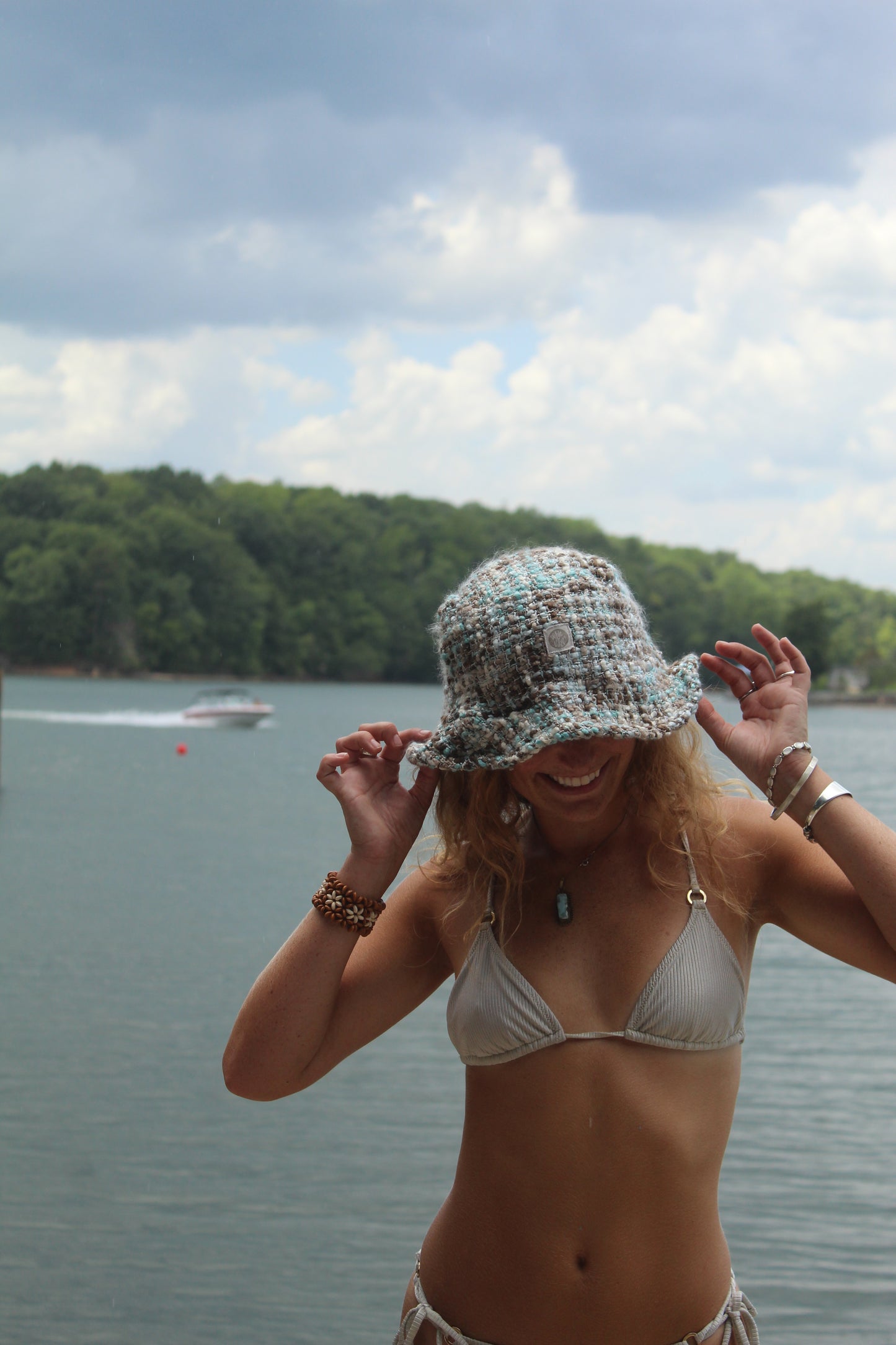 BLUEBERRY COCO POP BUCKET HAT
