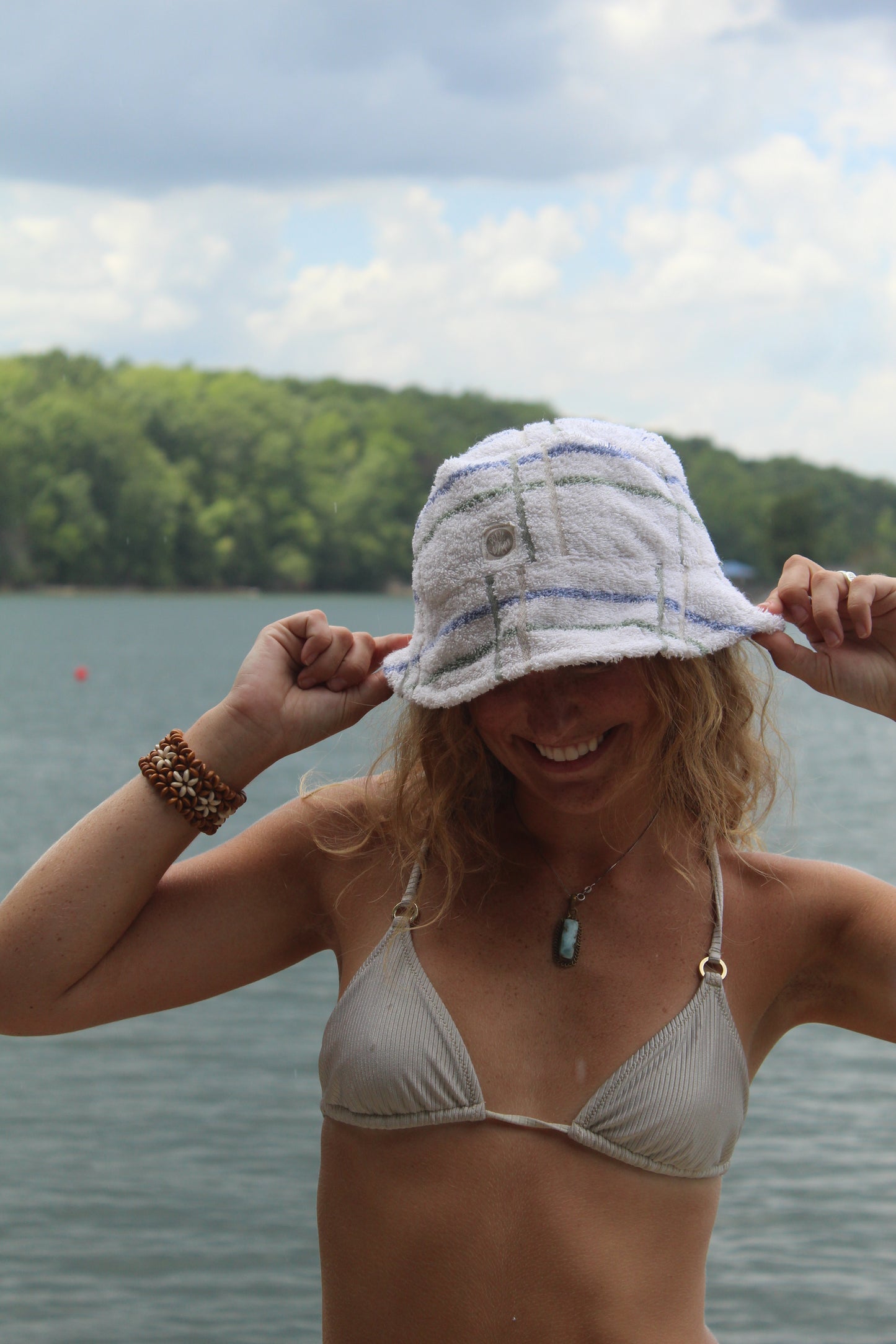 BOATIN BUCKET HAT
