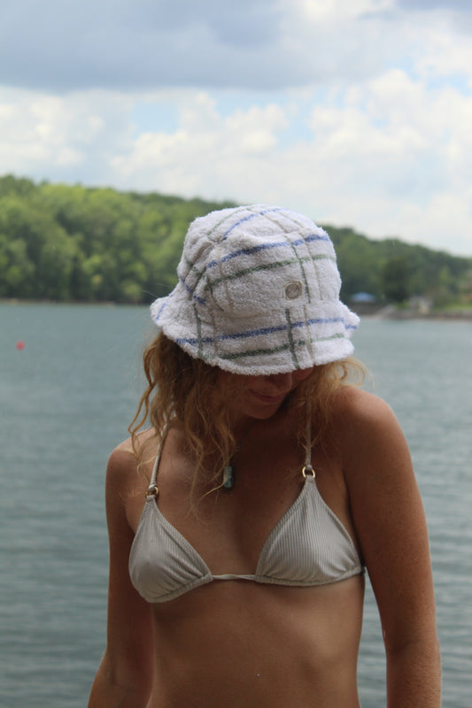 BOATIN BUCKET HAT