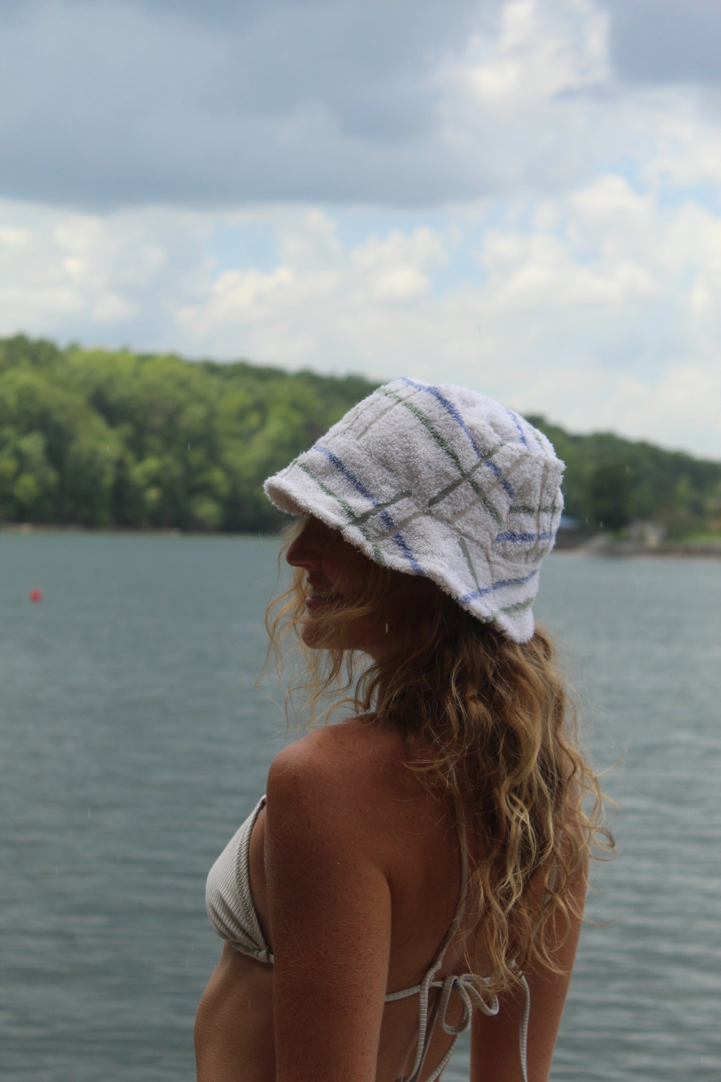 BOATIN BUCKET HAT