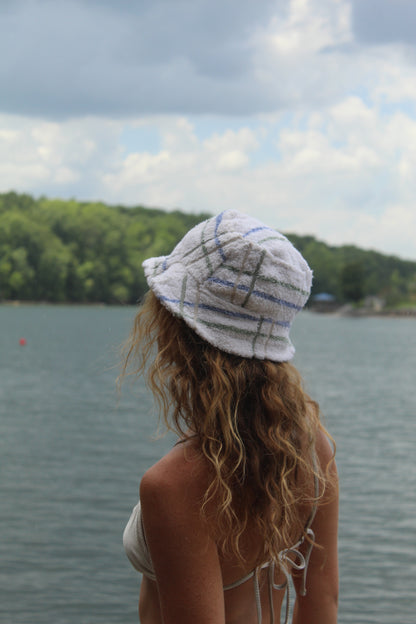 BOATIN BUCKET HAT