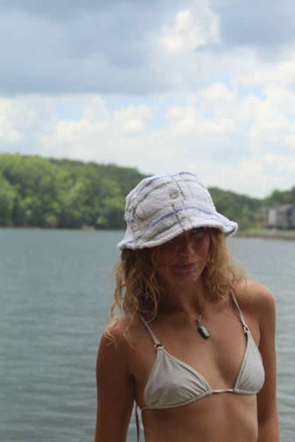 BOATIN BUCKET HAT