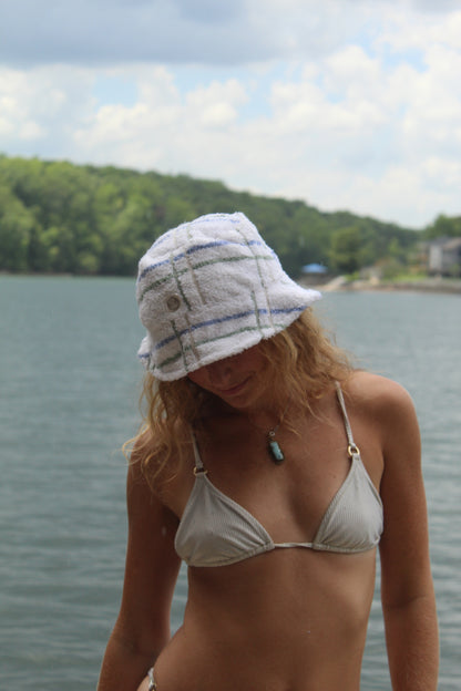 BOATIN BUCKET HAT