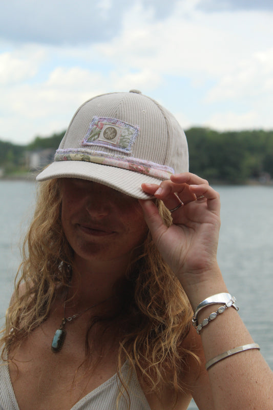 WATER POPPIES HAT