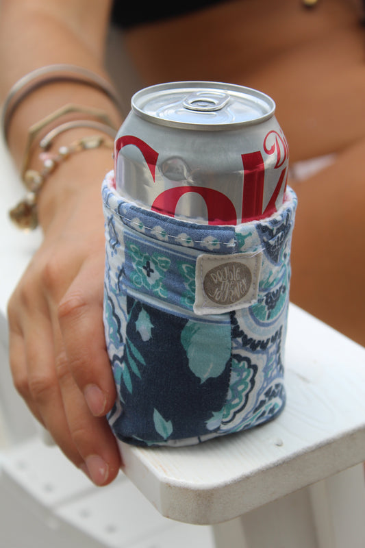 BLUE WATERS CAN KOOZIE