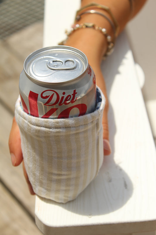 BLUE WATERS CAN KOOZIE