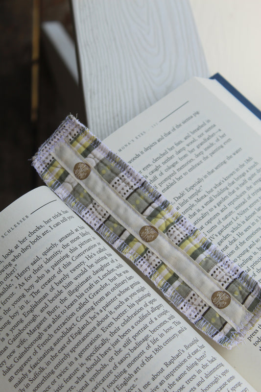 WATER LILY BOOKMARK