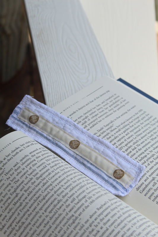 CLOUDY DAY BOOKMARK