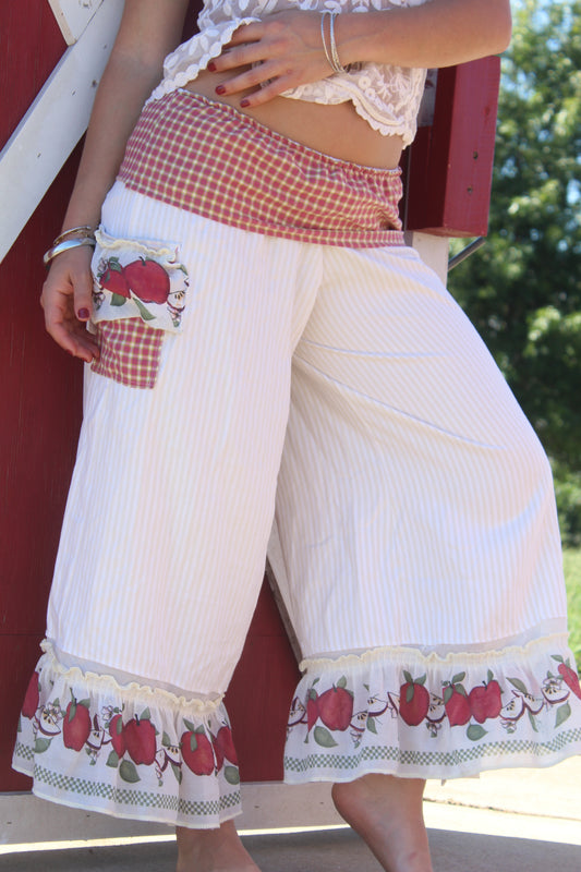 APPLE PICKIN' PANTS