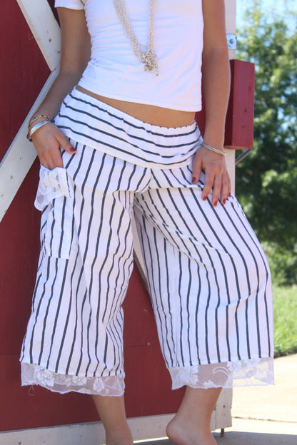 EVENING BOAT RIDE GAUCHOS