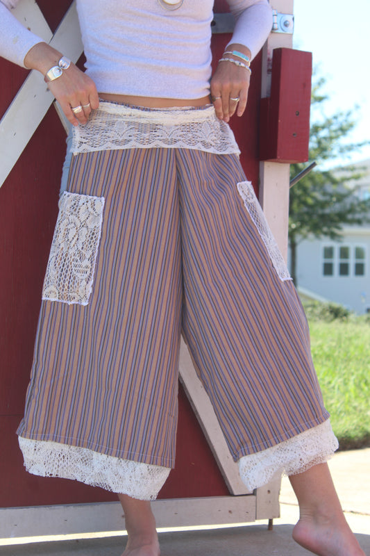 MIDNIGHT IN OCTOBER GAUCHOS