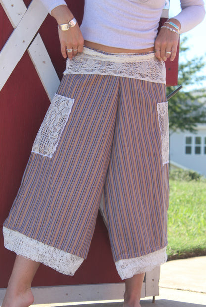 MIDNIGHT IN OCTOBER GAUCHOS