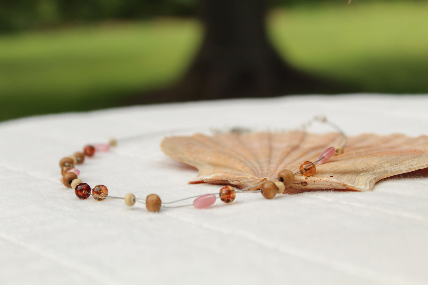 BUBBLEGUM BEAD NECKLACE