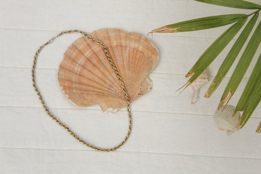 SIMPLE GOLD NECKLACE