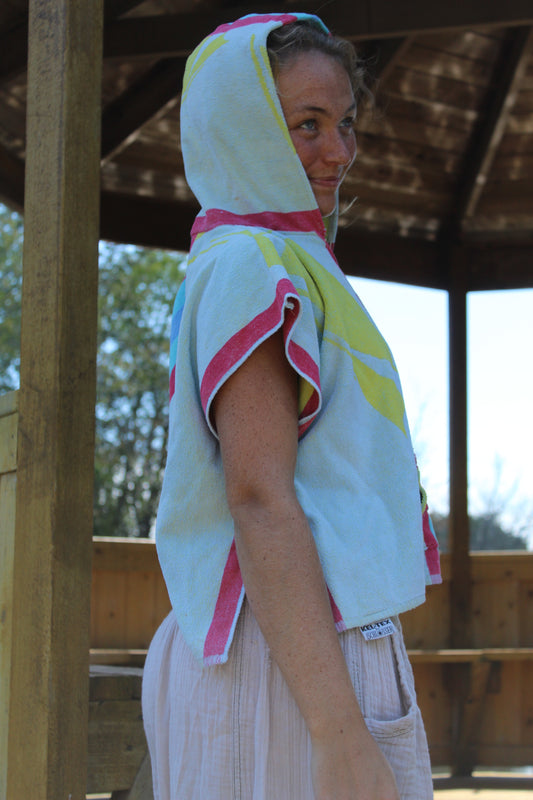 MALIBU COAST TOWEL HOODIE