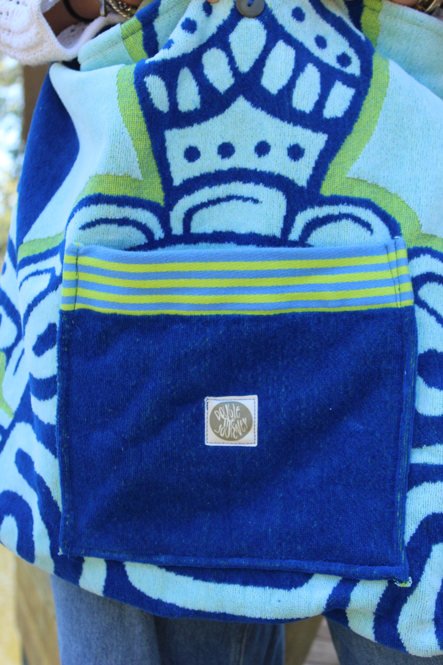SWIMMING WITH TURTLES BAG