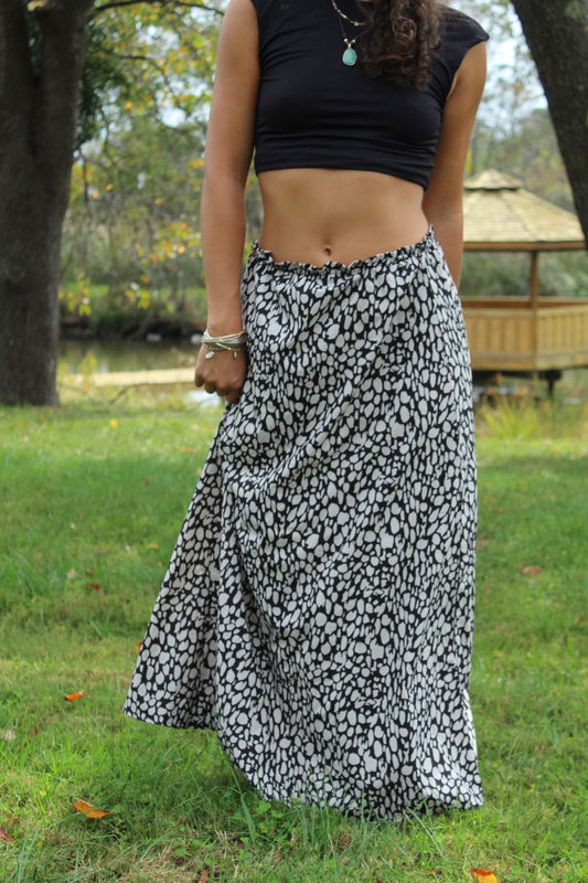 GET SPOTTED MAXI SKIRT