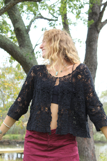 FALL NECESSITY TOP