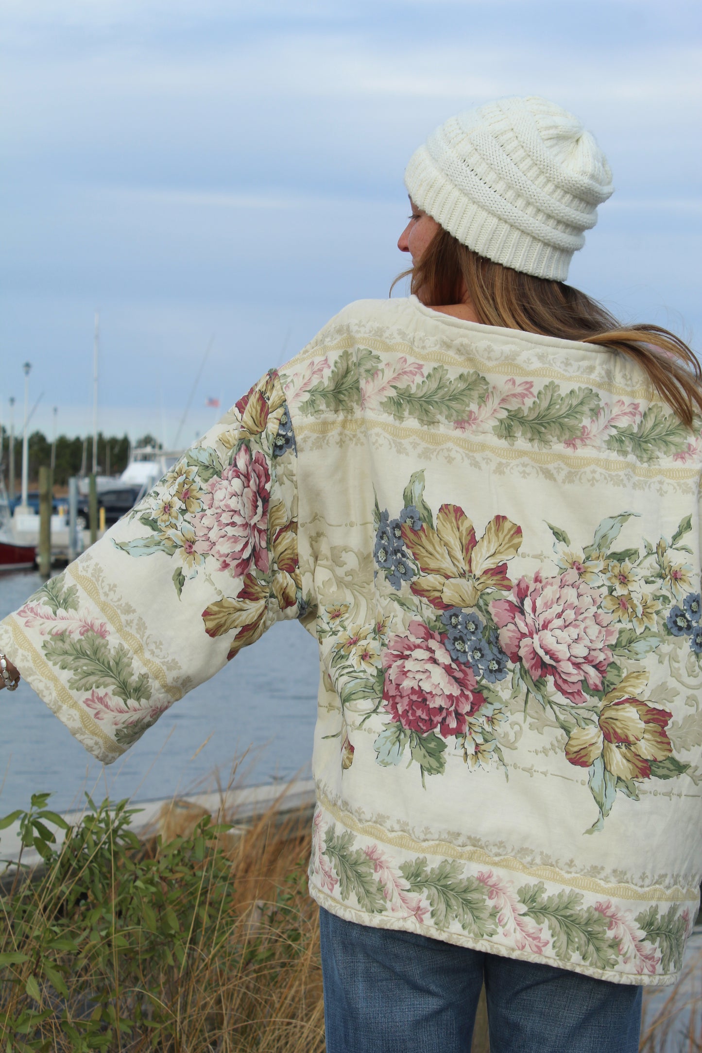 GMOM'S GARDEN CREWNECK
